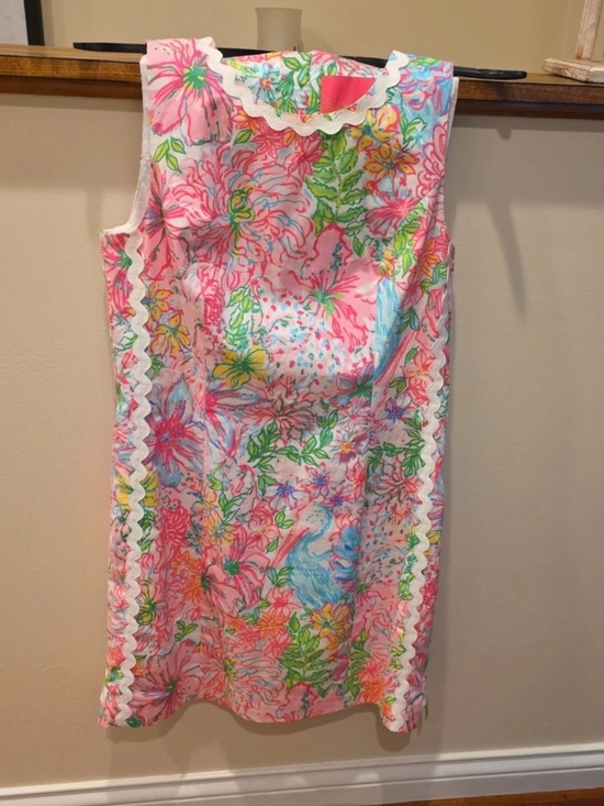 Lilly Pulitzer Dresses & Skirts - Lilly Pulitzer Multicolor Floral Shift Dress with White Scallop Trim